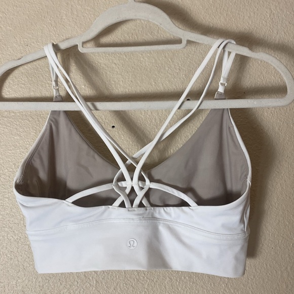 Lululemon Bra 4 - Picture 2 of 6